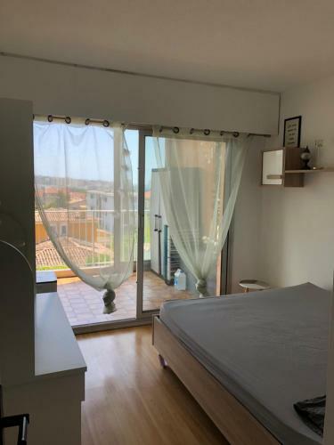 Apartamento Superbe T2 Traversant *parking & Piscine*