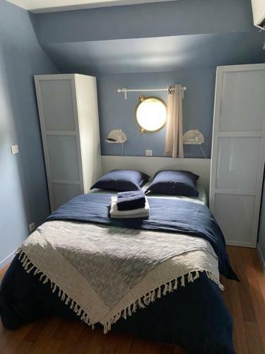 P�niche Santa Julia Au Port de Chantilly