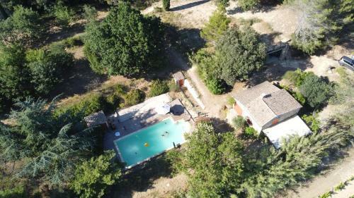 Les 2 Mazets Proven�aux