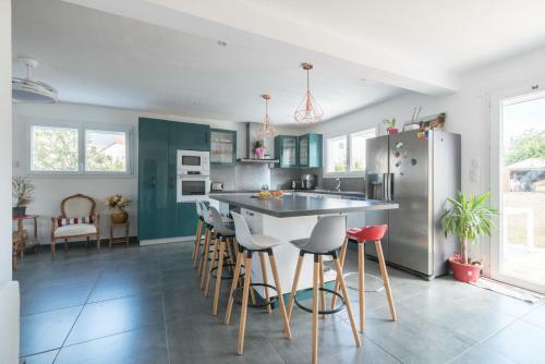 Grande Maison Familiale Situ�e En Centre-ville
