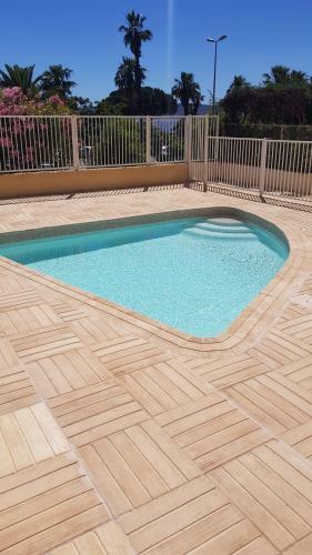 Apartamento Nice 52 M With Terrace At 4mn From The Beach
