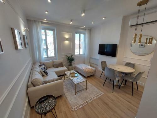 Saint Raphael's Apartment