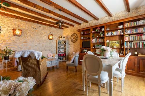 Maison Charentaine Proche Royan
