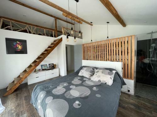 Magnifique Maison Avec Piscine Chauff�e Et Jacuzzi