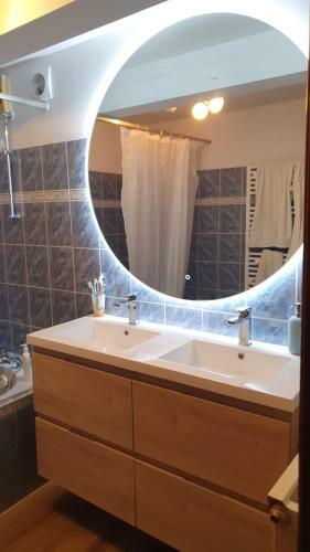 Maison 15 Personnes Aux Pieds Des Pyr�n�es