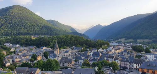 Maison 15 Personnes Aux Pieds Des Pyr�n�es