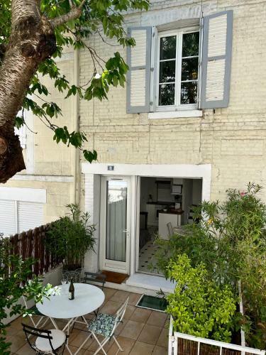Lili's Home - Trouville