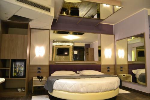 Hotel Motel 2