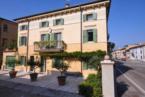 Hostal B&B La Mongolfiera