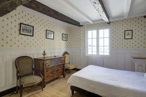 Maison Senechal, Instant Medieval