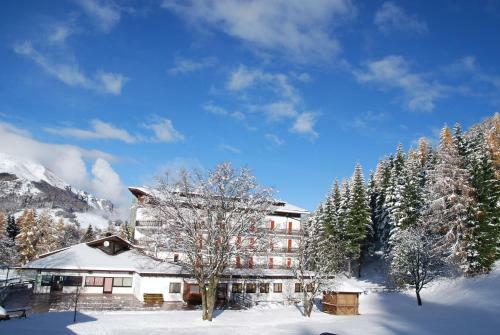 Sport & Family Hotel Bucaneve