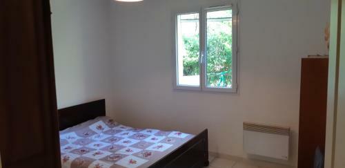 Maison Proven�ale Au Calme Dans Son Grand Jardin