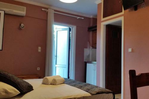 Hotel Nefeli Studios Nydri Main Road