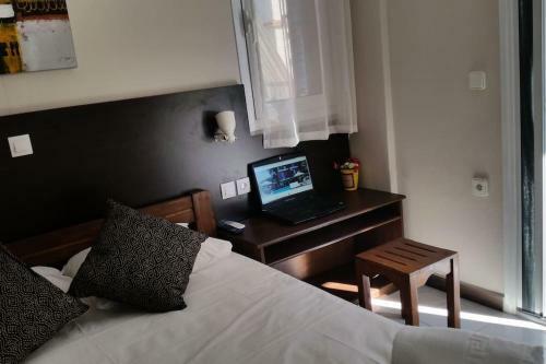 Hotel Nefeli Studios Nydri Main Road