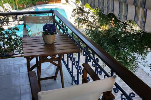 Hotel Nefeli Studios Nydri Main Road
