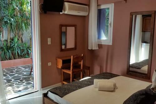 Hotel Nefeli Studios Nydri Main Road