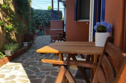 Hotel Nefeli Studios Nydri Main Road