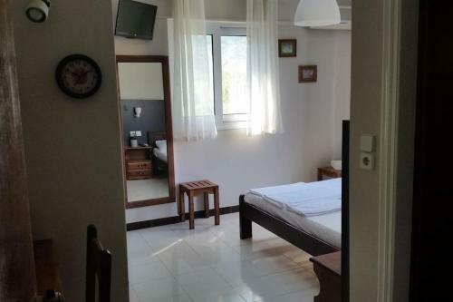 Hotel Nefeli Studios Nydri Main Road