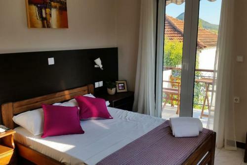 Hotel Nefeli Studios Nydri Main Road