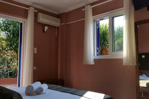 Hotel Nefeli Studios Nydri Main Road