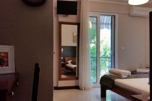 Hotel Nefeli Studios Nydri Main Road