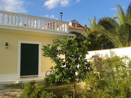 Villa Elisa B&B