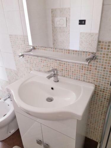 Beach Apartment Raffaello