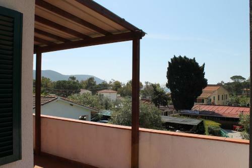 Apartamento Lacona Mare