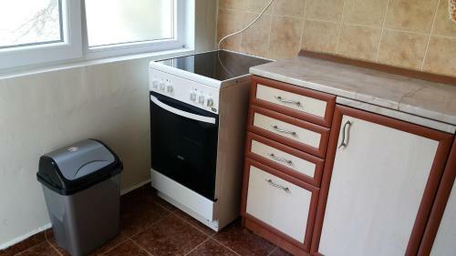 Reni's Apartment-with Private Parking In Center