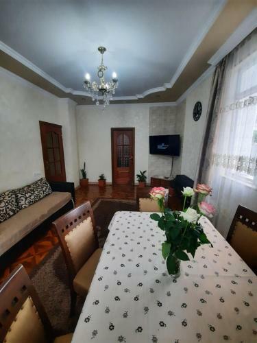 Hostal Ketis Guest House
