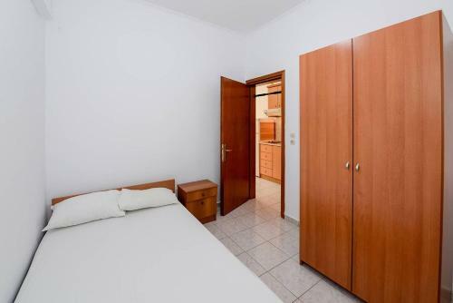 Hostal Fragkos Doukas Rooms