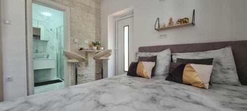 Studio Apartman Gr?eti?