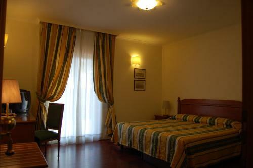 Clarice Hotel