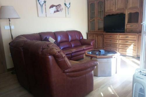 Apartamento La Casa de Sara. Descanso Cerca Del Sella