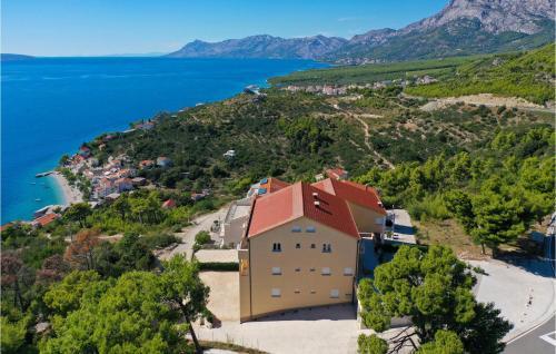 Amazing Apartment In Krvavica With