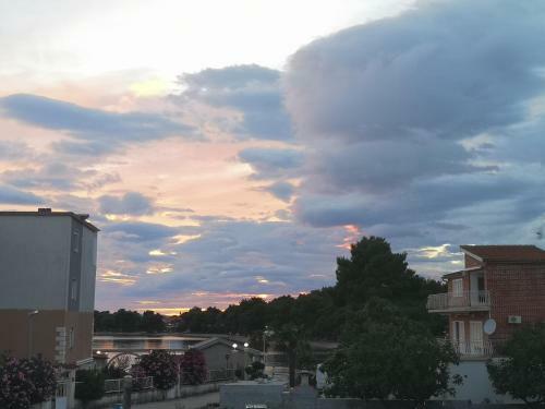 Apartmani Pirovac