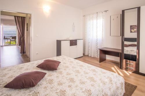 Apartmani Dujmovi?