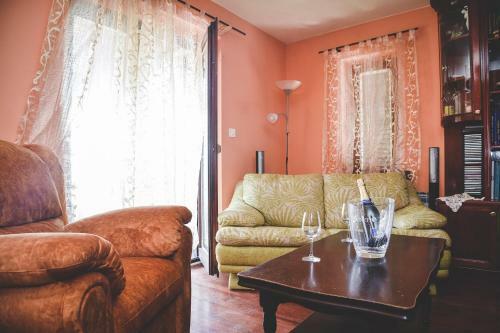 Apartment And Room Tacy