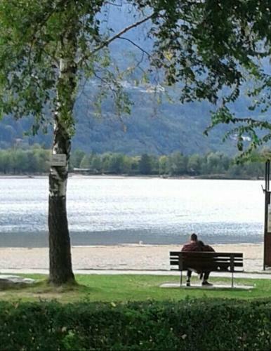 Bed & Breakfast Lory Tra Monti E Laghi