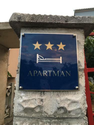 Blue Moon Apartments