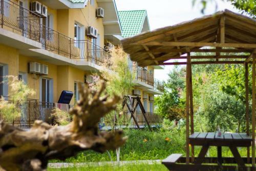 Nika2 Hotel