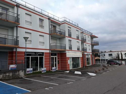 Apartamento Studio Calme Face � L?h�pital Nord.