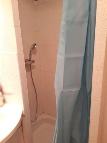Apartamento Studio Calme Face � L?h�pital Nord.