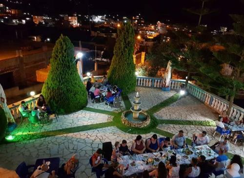 Esmeralda Hotel & Restaurant