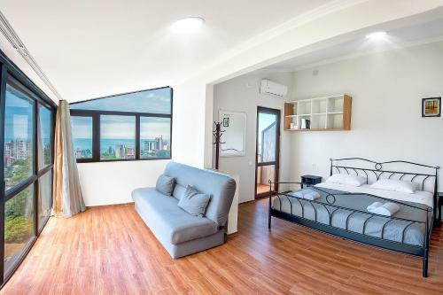 Hotel Mandarinebi