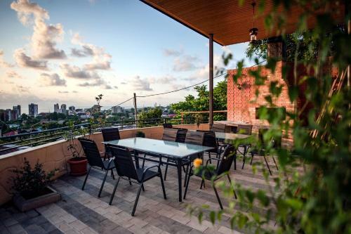 Hotel Mandarinebi