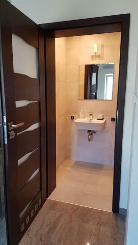 Apartamenty Marynarki Wojennej, Dziwn�w