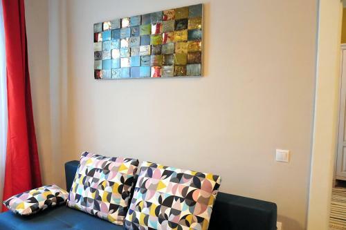 Ronis Apartments