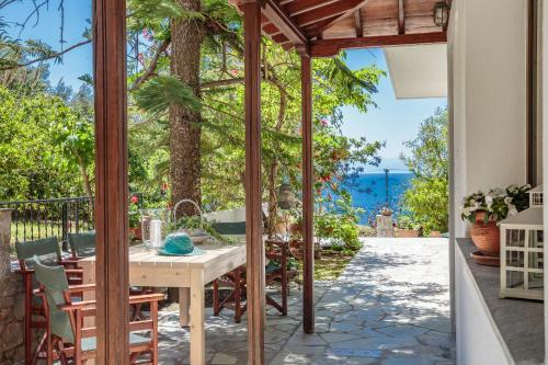 Agroturismo Oikia Guesthouse