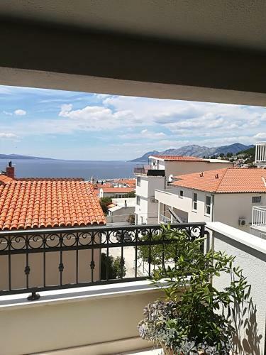 Apartmani Ba?ka Voda Lozi? Vesna I Mladan